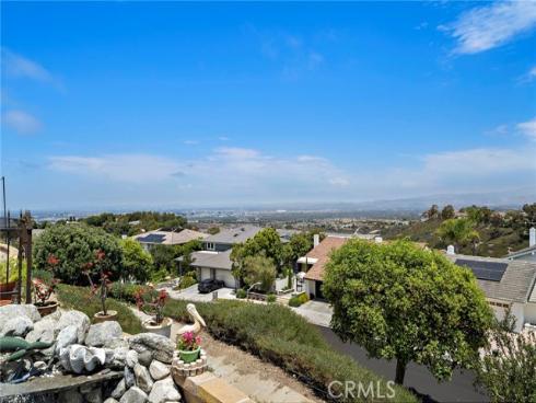 12 Rocky Point Road, Corona del Mar, CA