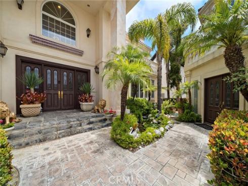 12 Rocky Point Road, Corona del Mar, CA