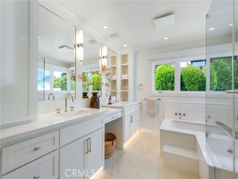 1120  Dolphin  , Corona del Mar, CA