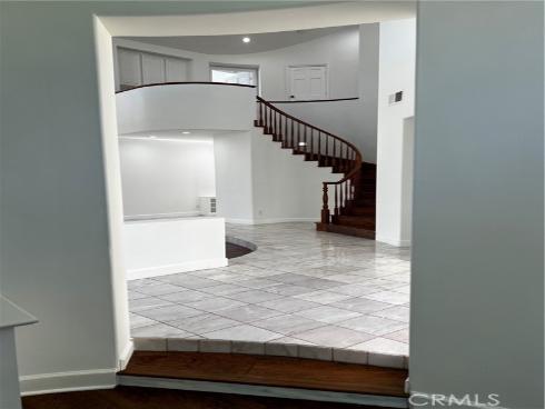 19  Harbor Pointe  , Corona del Mar, CA