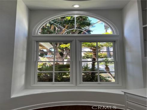 19  Harbor Pointe  , Corona del Mar, CA