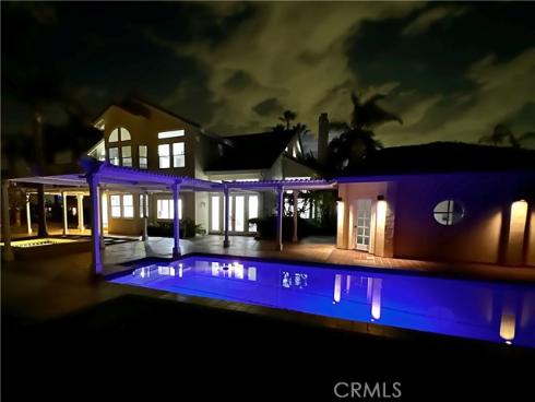 19  Harbor Pointe  , Corona del Mar, CA