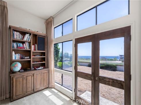 21  Beachcomber   Drive, Corona del Mar, CA