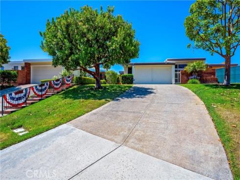 21  Beachcomber   Drive, Corona del Mar, CA