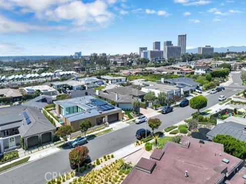 1106  Goldenrod   Avenue, Corona del Mar, CA