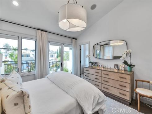 613  Larkspur   Avenue, Corona del Mar, CA