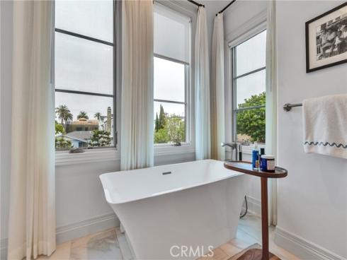 613  Larkspur   Avenue, Corona del Mar, CA
