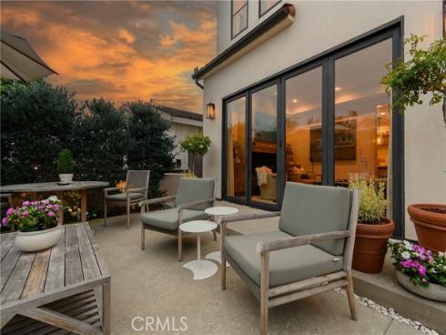 613  Larkspur   Avenue, Corona del Mar, CA