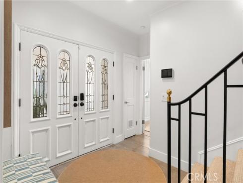 302 Carnation Avenue, Corona del Mar, CA