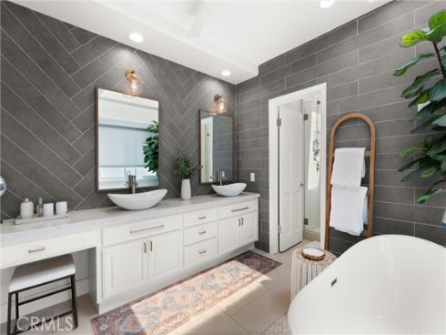 302 Carnation Avenue, Corona del Mar, CA