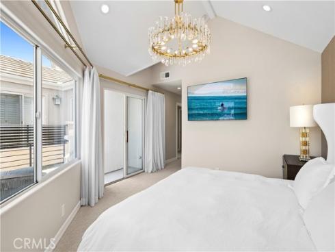 412  Poinsettia   Avenue, Corona del Mar, CA