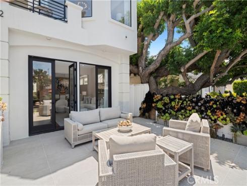 412  Poinsettia   Avenue, Corona del Mar, CA