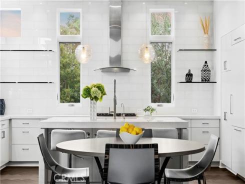 3731  5th   Avenue, Corona del Mar, CA