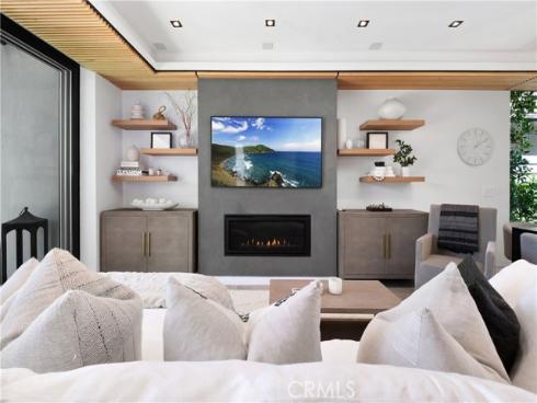 426  Marguerite  , Corona del Mar, CA