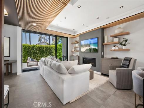 426  Marguerite  , Corona del Mar, CA