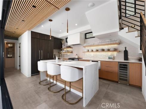 426  Marguerite  , Corona del Mar, CA