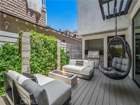 426  Marguerite  , Corona del Mar, CA