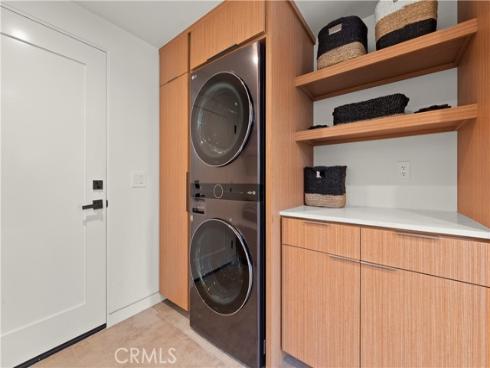 426  Marguerite  , Corona del Mar, CA