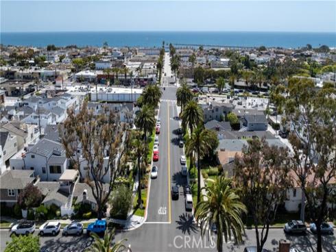 426  Marguerite  , Corona del Mar, CA