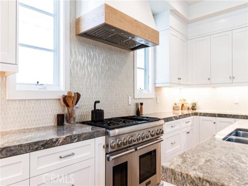 435  Fernleaf  1  Avenue, Corona del Mar, CA