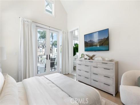 435  Fernleaf  1  Avenue, Corona del Mar, CA