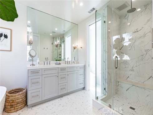 435  Fernleaf  1  Avenue, Corona del Mar, CA