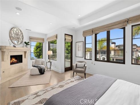 222  Orchid   Avenue, Corona del Mar, CA