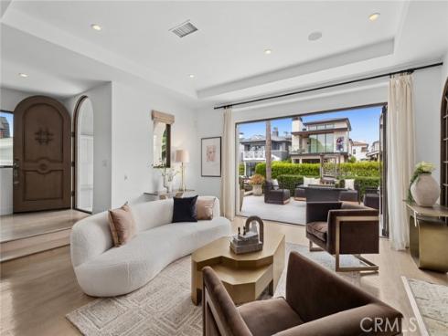 222  Orchid   Avenue, Corona del Mar, CA