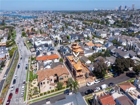 209  Narcissus   Avenue, Corona del Mar, CA