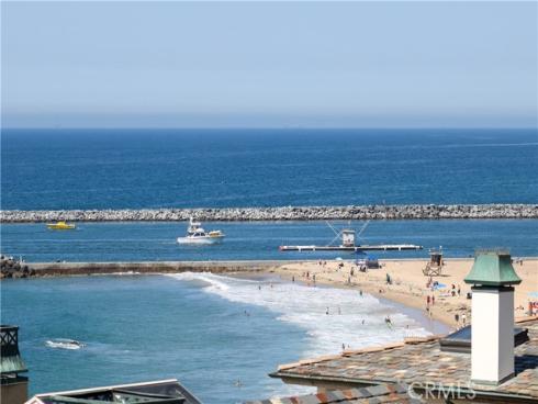 209  Narcissus   Avenue, Corona del Mar, CA