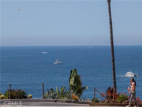 209  Narcissus   Avenue, Corona del Mar, CA