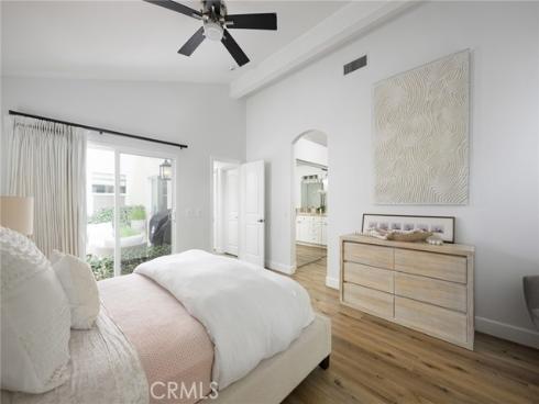 618  Iris  B  Avenue, Corona del Mar, CA