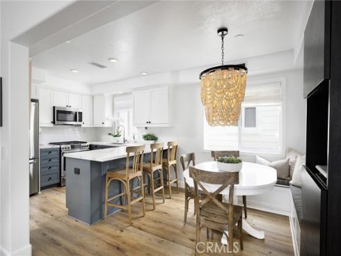 618  Iris  B  Avenue, Corona del Mar, CA