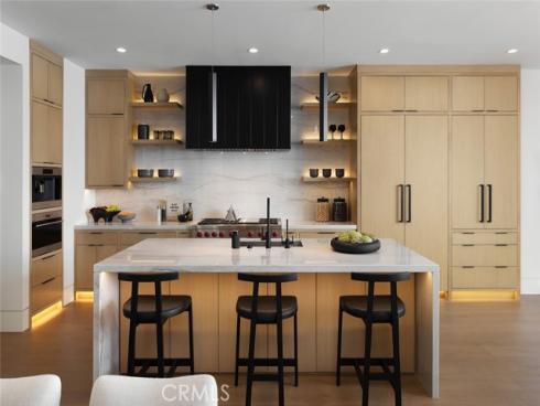 412 Heliotrope Avenue, Corona del Mar, CA