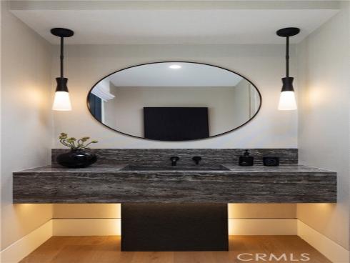 412 Heliotrope Avenue, Corona del Mar, CA