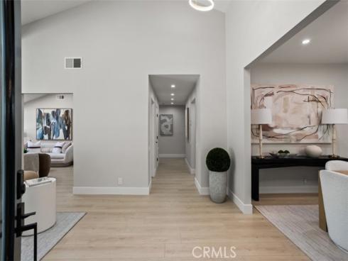 10  White Water   Drive, Corona del Mar, CA