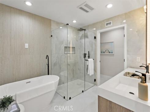 10  White Water   Drive, Corona del Mar, CA