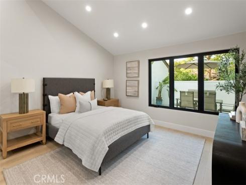 10  White Water   Drive, Corona del Mar, CA