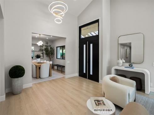 10  White Water   Drive, Corona del Mar, CA