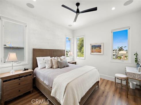 611  Jasmine   Avenue, Corona del Mar, CA