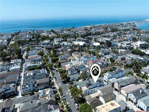 603  Larkspur  , Corona del Mar, CA