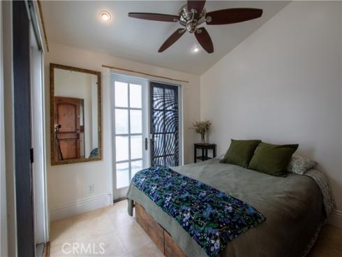 407  Goldenrod  , Corona del Mar, CA