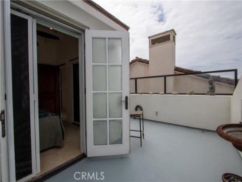 407  Goldenrod  , Corona del Mar, CA