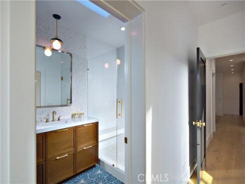 333  Milford   Drive, Corona del Mar, CA