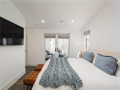 714  Iris   Avenue, Corona del Mar, CA