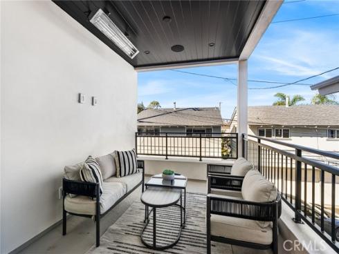 305 Fernleaf , Corona del Mar, CA