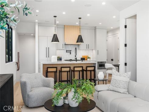 305 Fernleaf , Corona del Mar, CA