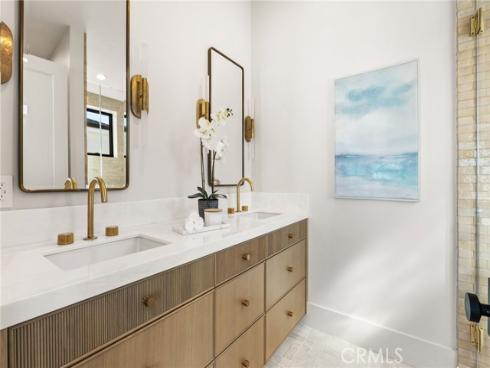 305 Fernleaf , Corona del Mar, CA