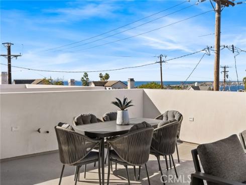 305 Fernleaf , Corona del Mar, CA