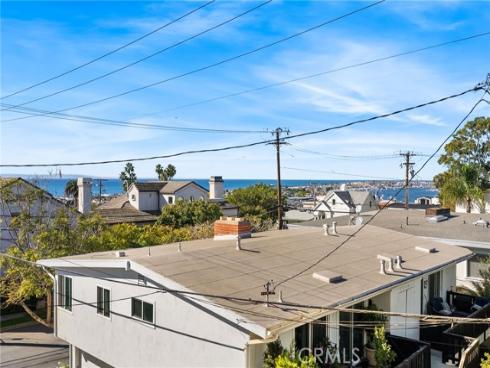 305 Fernleaf , Corona del Mar, CA